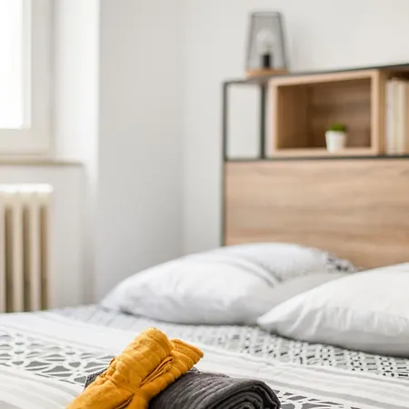 Nationale 101 Cahorscitystay Lägenhet *